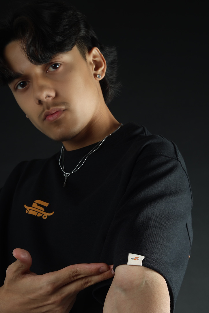 Black Flame angel tee