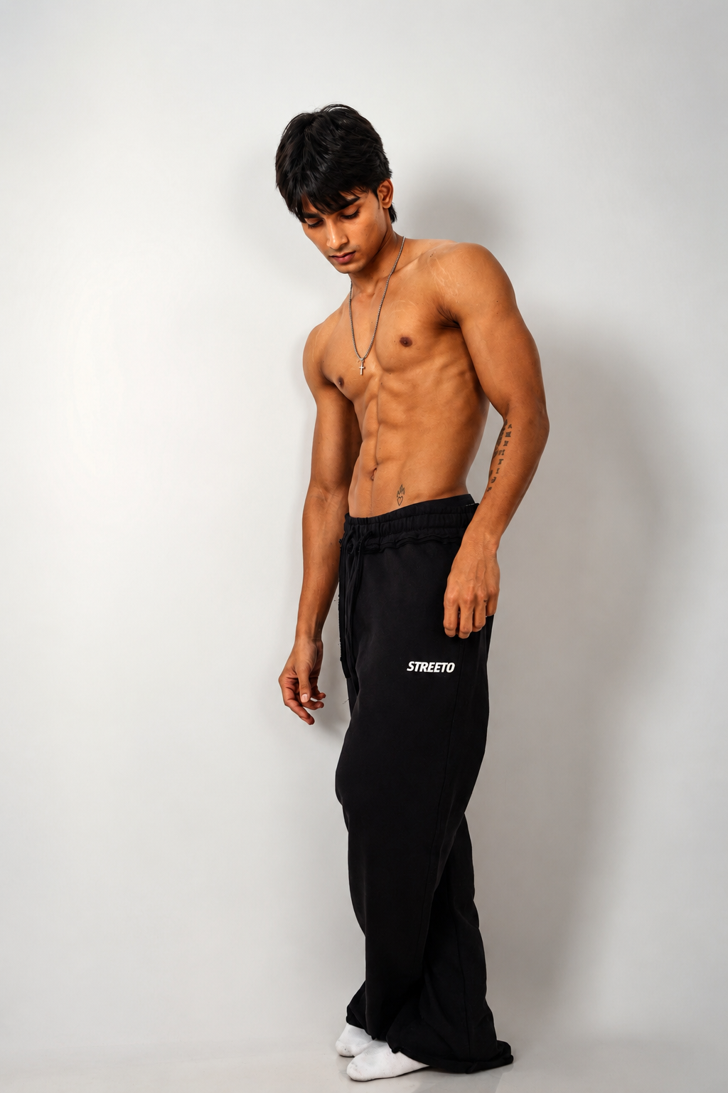 STREETO essential relax fit track pants