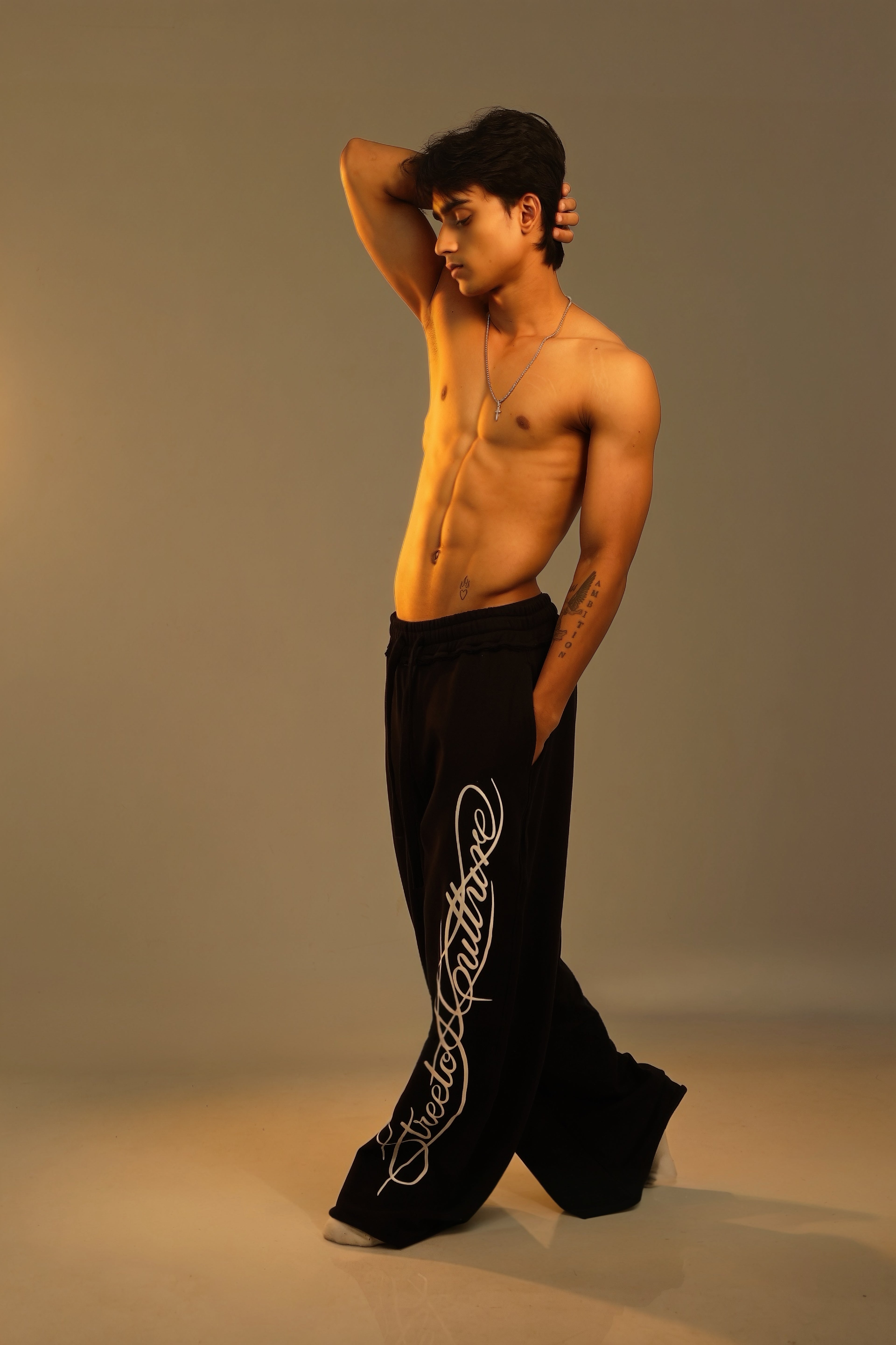 Streeto culture baggy fit track