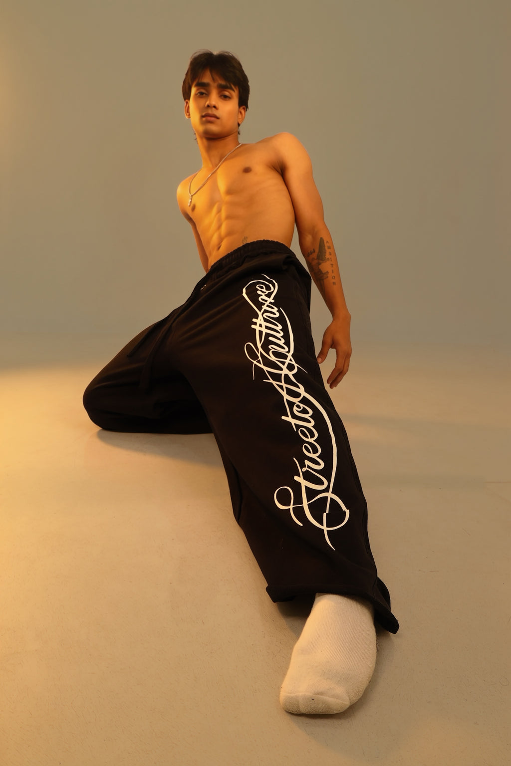 Streeto culture baggy fit track