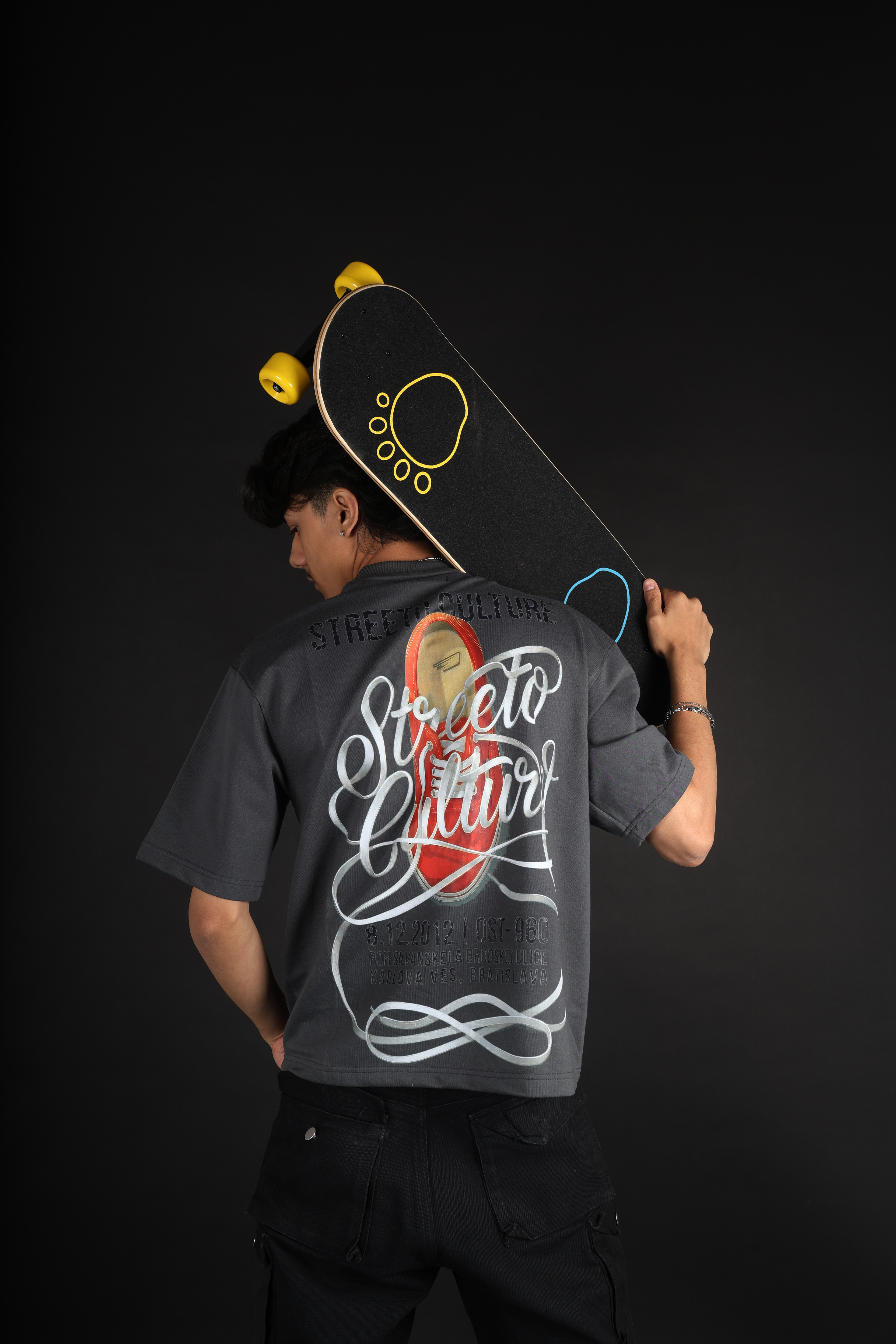 Streeto heritage sneaker tee