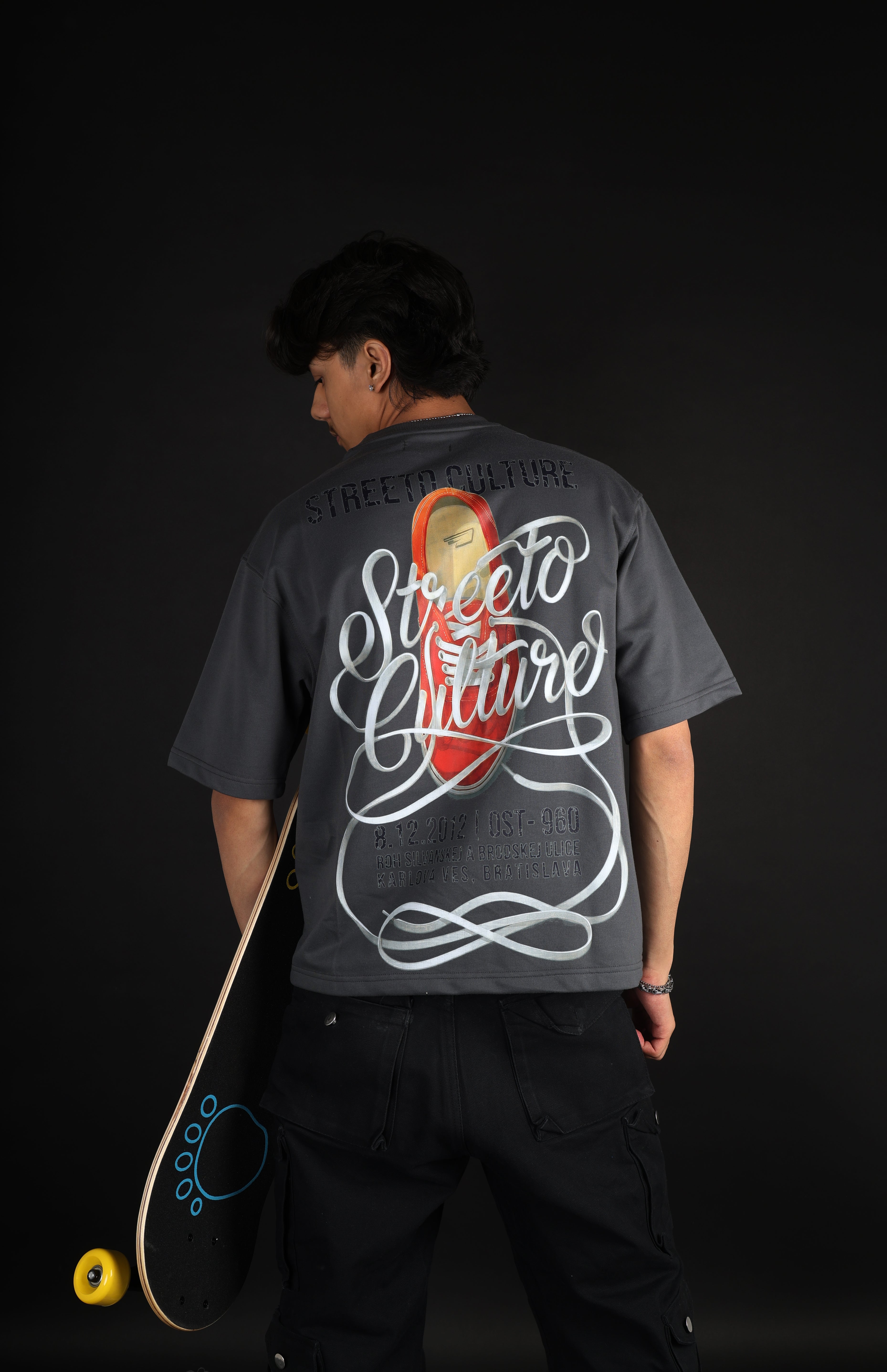 Streeto heritage sneaker tee